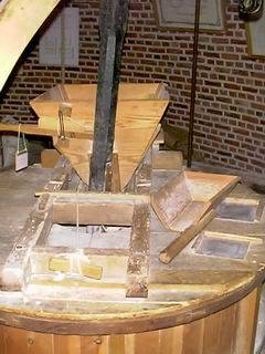 L‘archure et la trémie